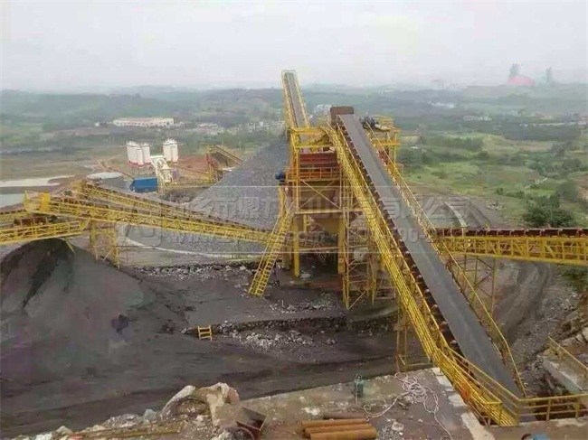 新鄉(xiāng)鼎力客戶石灰石生產(chǎn)線現(xiàn)場圖片