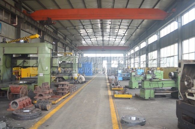 操作數(shù)控設(shè)備的師傅嚴格把關(guān)產(chǎn)品度