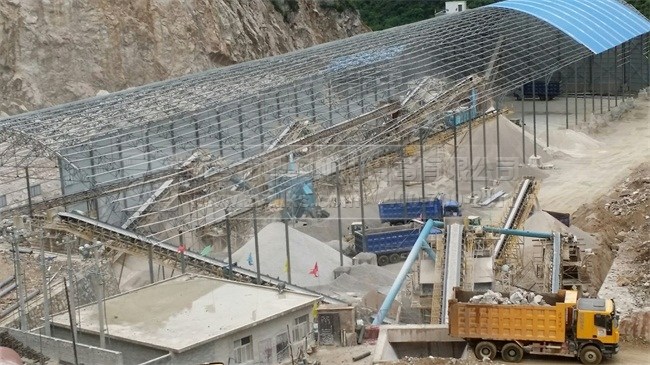 時產(chǎn)800噸生產(chǎn)線近景