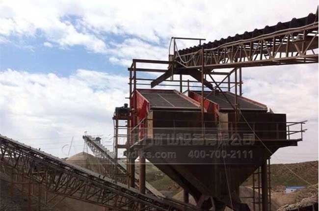 重錘破機槍口防噴射設計