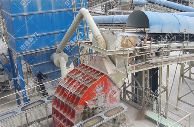 單段錘式破碎機(jī)