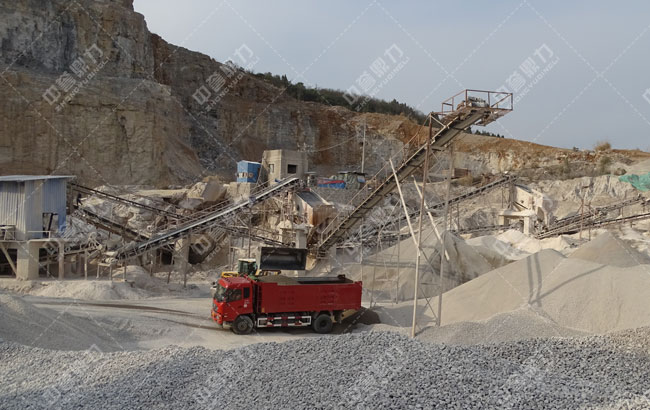 傳統(tǒng)砂石骨料生產線