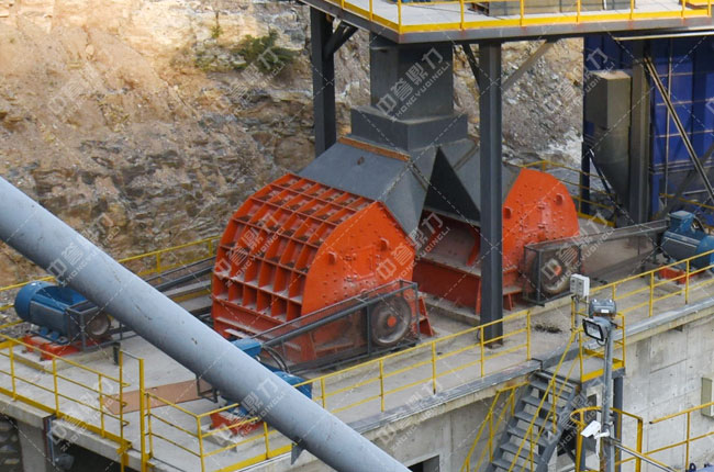 河南中譽鼎力破碎機設備