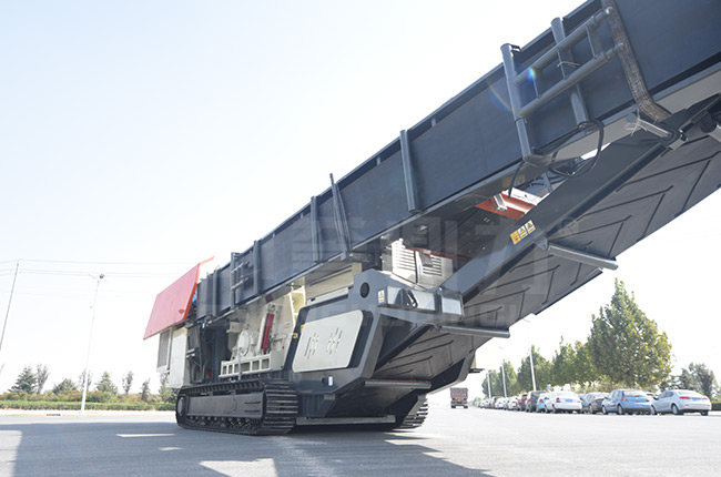 對于節能環保型移動破碎機的價格分析 對于節能環保型移動破碎機的價格分析