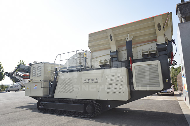 移動(dòng)式破碎篩分站的長(zhǎng)處和應(yīng)用場(chǎng)景 移動(dòng)式破碎篩分站的長(zhǎng)處和應(yīng)用場(chǎng)景